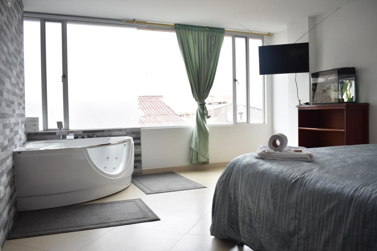 La Puerta Rota Hotel Zipaquira Bagian luar foto
